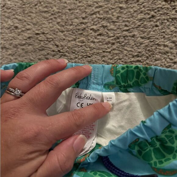 Baby Boden Green Turtle Swim Trunks - Picture 3 of 6